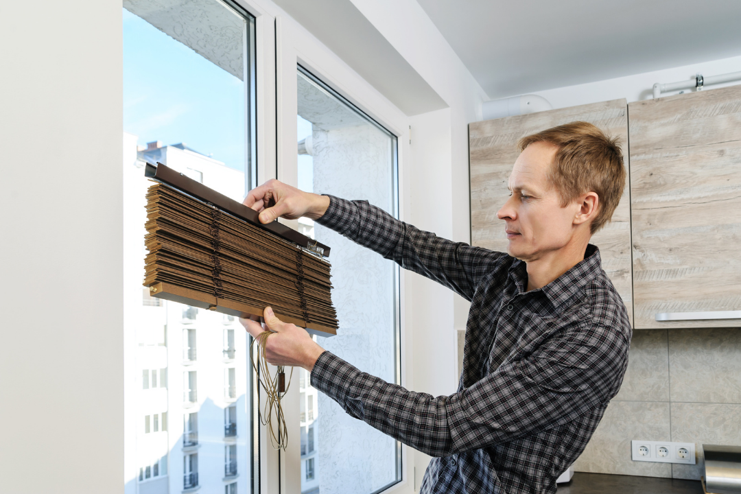 Is It True That Faux Wood Blinds Keep Heat Out?